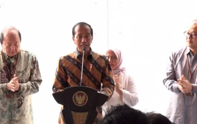 Tangkapan layar - Presiden Joko Widodo saat berpidato dalam agenda peresmian Rumah Sakit Mayapada Nusantara, Ibu Kota Nusantara (IKN), Kalimantan Timur, Jumat (11/10/2024). (ANTARA/Andi Firdaus)