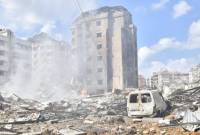 Serangan udara Israel di Beirut Selatan. (Foto AA)