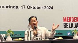 Direktur Pelayanan Dasar Otorita IKN Suwito saat menghadiri Apresiasi Pembinaan Lembaga Pengutamaan Bahasa Negara pada Ruang Publik dan Dokumen Lembaga yang digelar Kantor Bahasa Kaltim di Samarinda, Kamis (17/10/2024). (ANTARA/Ahmad Rifandi)