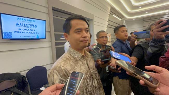 Badan Pengawas Pemilu (Bawaslu) Provinsi Kalsel gelar kegiatan Kawal Pilkada 2024. Kolaborasi Bawaslu dan Media Dalam Pengawasan dan Edukasi Informatif Pemilihan Serentak, di Banjarbaru Jum'at (4/10/2024) malam. (SuarIndonesia/HM)