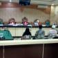 Terdakwa pada Pengadilan Tindak Pidana Korupsi (Tipikor) Banjarmasin, Rabu (16/10/2004). (SuarIndonesia/HD)