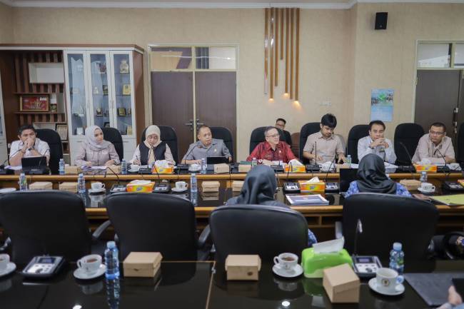 Komisi I DPRD Kalsel rapat bersama mitra kerjanya untuk membahas Program Kerja (Proker) di Tahun Anggaran (TA) 2025 (SuarIndonesia/Ist)
