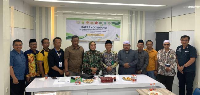 Rapat Koordinasi Tim Pengawasan Aliran Kepercayaan dan Aliran Keagamaan Dalam Masyarakat (PAKEM) Banjarmasin, berlangsung di kantor Kejaksaan Negeri Banjarmasin, Jumat (18/10/2024). (SuarIndonesia/HD)
