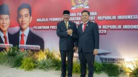 Ketua DPRD Kalsel, Supian HK (kiri) dan Sekretaris Daerah Kalsel Ir. Roy Rizali Anwar