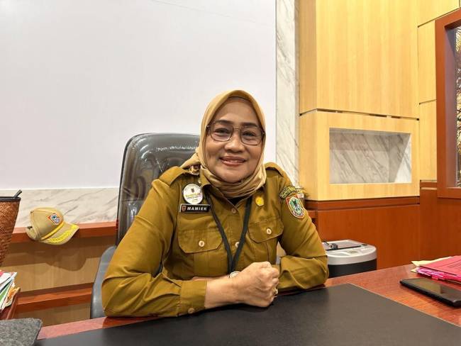Kepala Disbunnak Kalsel, Suparmi