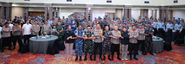 Polda Kalsel) menggelar deklarasi netralitas TNI-Polri dalam Pilkada serentak tahun 2024. (24/10/2024). SuarIndonesia/Ist)