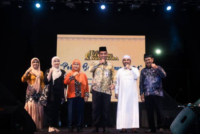 Festival Gerbang Nusantara bertajuk Pekan Budaya Banua 2024 di lapangan Murdjani, pada Kamis (24/10/2024) malam. (SuarIndonesia/Adv)