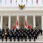 
Jajaran Wakil Menteri Kabinet Merah Putih yang baru dilantik berfoto bersama usai pelantikan wakil menteri Kabinet Merah Putih di Istana Merdeka, Jakarta, Senin (21/10/2024). Presiden Prabowo Subianto melantik 56 wakil menteri Kabinet Merah Putih periode 2024-2029. (ANTARA FOTO/Hafidz Mubarak A)