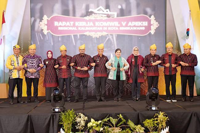 Peserta Rakerwil Apeksi Kalimantan di Singkawang, Kalbar. (ANTARA/Prokopimda PTK)