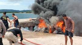 Polisi telah memeriksa 18 orang saksi untuk mengusut ledakan dan kebakaran speedboat rombongan calon Gubernur Maluku Utara Benny Laos. (ANTARA FOTO/HUMAS POLRES TALIABU)