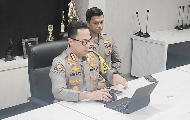 Kabid Humas Polda Metro Jaya Kombes Pol Ade Ary Syam Indradi saat ditemui di Jakarta, Rabu (6/11/2024). (ANTARA/Ilham Kausar)