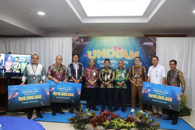 Bank Kalsel hari ini melaksanakan program undian tahunan Simpeda khusus Aparatur Sipil Negara (ASN) periode X tahun 2024 (SuarIndonesia/Adv)