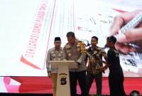 Kapolda Kalsel, Irjen Pol Winarto saat Deklarasi Pilkada Damai 2024 untuk Kabupaten Banjar, di  pada Selasa (5/11/2024) (SuarIdonesia/Ist) 