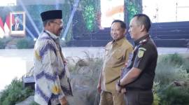 Ketua DPRD Kalsel H Supian HK (berkopiah)