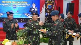 HUT Ke-79 Brimob Polda Kalsel, sekaligus syukuran berlangsung di Gedung Wajracyena Mako Brimob Polda Kalsel, Banjarbaru, Kamis (14/11/2024) (SuarIndonesia/Ist).