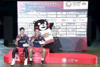 Ganda putra Fajar/Rian menjadi juara Kumamoto Japan Masters 2024 dengan mengalahkan ganda tuan rumah Takuro Hoki/Yugo Kobayashi 21-15, 17-21, 21-17 di Kumamoto Prefectural Gymnasium, Jepang, Minggu (17/11/2024). (Screenshot @BWF TV)