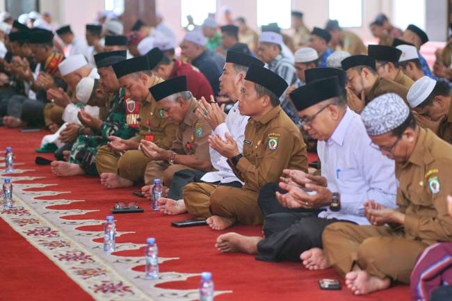  Pemkab Balangan gelar doa bersama (SuarIndonesia/ADV/RJ)