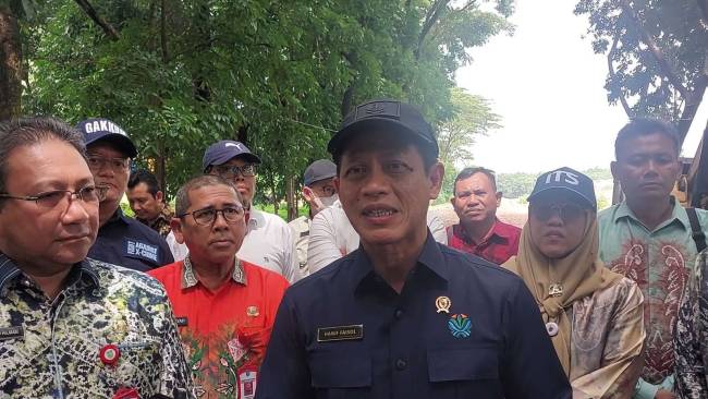 Menteri Lingkungan Hidup (LH) atau Kepala Badan Pengendalian Lingkungan Hidup (BPLH), Hanif Faisol Nurofiq