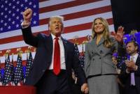 Donald Trump dan istrinya Melania usai klaim kemenangan di Pilpres AS 2024. (Foto: REUTERS/Brian Snyder)