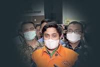 
Mantan Bupati Tanah Bumbu, Mardani H Maming, ditetapkan sebagai tersangka kasus dugaan suap terkait pemberian izin tambang. (detikcom/M Hanafi A)