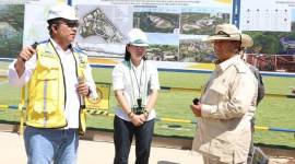 Presiden Prabowo Subianto saat meninjau proyek Ibu Kota Nusantara (IKN) di Kalimantan Timur saat menjabat sebagai Menteri Pertahanan RI. (Biro Humas Setjen Kemhan)