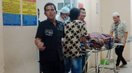 Korban Abdul Hair (38), yang ditikam M Basrin alias Oyen (32), sehariannya sebagai juru pakir, hingga usir terburai, akhirnya menghebuskan nafas terakhir di Rumag Sakit UMum Daerah (RSUD) Ulin Banjarmasin, Selasa (5/11/2024). (SuarINdonesia/DO)