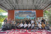 Foto bersama usai kegiatan Ceriwis Bang di Wisata Pasar Budaya Racah Mampulang, Desa Balida, Paringin, Rabu (2/10/2024). - Foto : Mc.Balangan