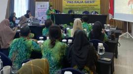 Luncurkan dan sosialisasi inovasi PNS Raja Gesit, Senin (7/10/2024).- Foto:mc.Balangan