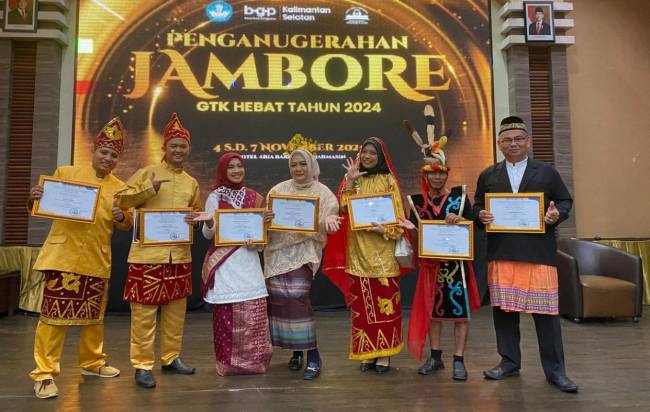 Tujuh guru di Balangan yang berhasil mendapatkan penganugerahan Jambore GTK 2024.-Foto:mc.Balangan