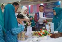 Penilaian Lomba Masak Serba Ikan tingkat Kabupaten Balangan oleh dewan juri.