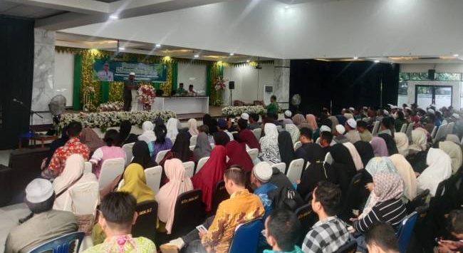 Sekretaris Daerah Balangan, Sutikno, saat memberikan arahan tentang Pertanggungjawaban Dana Hibah Murni.