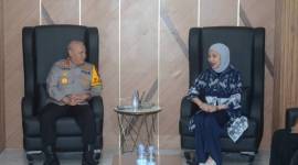 Komisi Penyiaran Indonesia (KPI) Pusat bersama Komisi Penyiaran Indonesia Daerah (KPID) Kalimantan Selatan (Kalsel) koordinasi dengan Kapolda,  Irjen Pol Rosyanto Yudha Hermawan, Kamis (5/12/2024) SuarIndonesia/Ist)