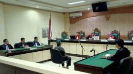 sidang lanjutan di Pengadilan Tindak Pidana Korupsi (Tipikor) Banjarmasin, Kamis (5/12), di hadapan majelis hakim yang dipimpin hakim Suwandi SH MH. (SuarIndonesia/HD)