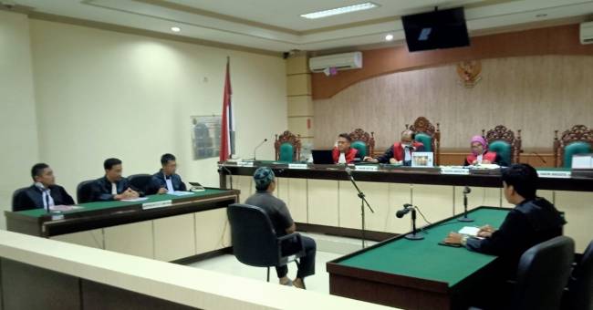 sidang lanjutan di Pengadilan Tindak Pidana Korupsi (Tipikor) Banjarmasin, Kamis (5/12), di hadapan majelis hakim yang dipimpin hakim Suwandi SH MH. (SuarIndonesia/HD)
