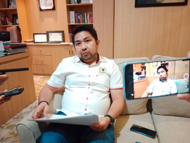 H Muhammad Syaripuddin.