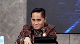 
Direktur Jenderal Pengawasan Sumber Daya Kelautan dan Perikanan (Ditjen PSDKP) KKP Pung Nugroho Saksono dalam konferensi pers Capaian Akhir Tahun KKP 2024 Edisi IV di Jakarta, Jumat (20/12/2024). (ANTARA/Bayu Saputra)