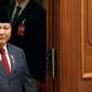 Presiden Prabowo Subianto menilai pendakwah Miftah Maulana sadar jika dirinya salah ucap kepada pedagang es teh sehingga memutuskan mundur dari jabatannya. (REUTERS/Florence Lo)