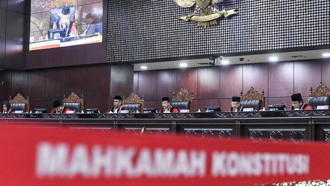 MK membuka kesempatan kepada para calon kepala daerah untuk mengajukan gugatan terhadap hasil Pilkada Serentak 2024 hingga 18 Desember. (ANTARA FOTO/Hafidz Mubarak A)