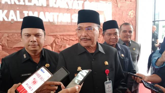 Ketua DPRD Kalsel DR. (HC) H. Supian HK