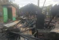 Rumah yang terbakar di Jalan Antasan Bondan RT 02 RW 01 Banjarmasin Selatan, Jumat (31/1/2025). (SuarIndonesia/FO)