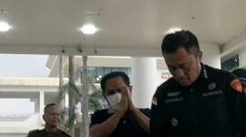 
Mantan Ketua Pengadilan Negeri (PN) Surabaya Rudi Suparmono tiba di Kejagung. (Dwi Rahmawati/detikcom)