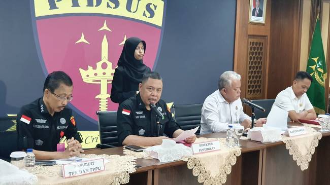 
Direktur Penyidikan Jaksa Agung Tindak Pidana Khusus (Jampidsus) Kejagung RI, Abdul Qohar. (VIVA.co.id/Foe Peace Simbolon)