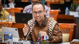 Kepala PPATK Ivan Yustiavandana. (ANTARA FOTO/Rivan AL)