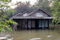 Banjir melanda rumah warga di Desa Palajau Kecamatan Pandawan Kabupaten Hulu Sungai Tengah (HST), Rabu (29/1/2025). (ANTARA/M Dayat)