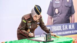 Kajati Kalsel, Rina Virawati SH, MH