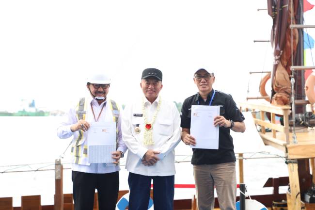GUBERNUR Kalsel Resmikan Pembelian Tiket Barito River Cruise Via Aksel By Bank Kalsel