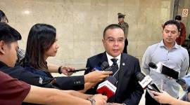 Wakil Ketua DPR Sufmi Dasco di Kompleks Parlemen, Senayan, Jakarta, Selasa (4/2/2025). (ANTARA/Melalusa SK)