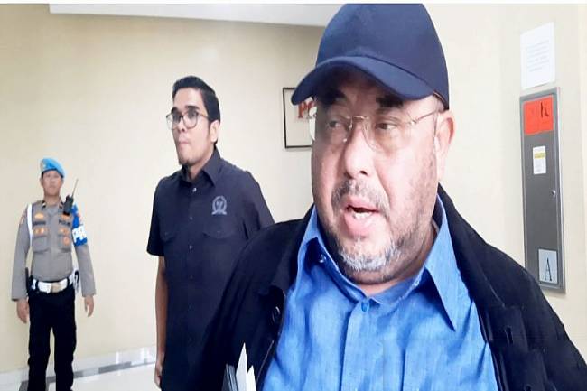 Anggota Komisi III DPR RI Habib Aboe Bakar Alhabsyi saat berada di Mapolda Kalsel di Banjarbaru. (ANTARA/Firman)