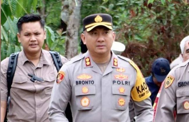 Kapolres Lamandau AKBP Bronto Budiyono. (Foto: Antara/Adi W)