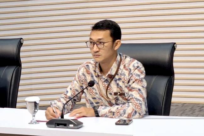
Anggota Tim Juru Bicara Komisi Pemberantasan Korupsi (KPK) Budi Prasetyo berikan keterangan kepada wartawan dalam konferensi pers di Gedung Merah Putih KPK, Jakarta, Jumat (1/11/2024). (ANTARA/Fianda SR)
